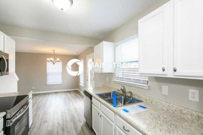 7841 Rose Ln - Photo 5 of 15