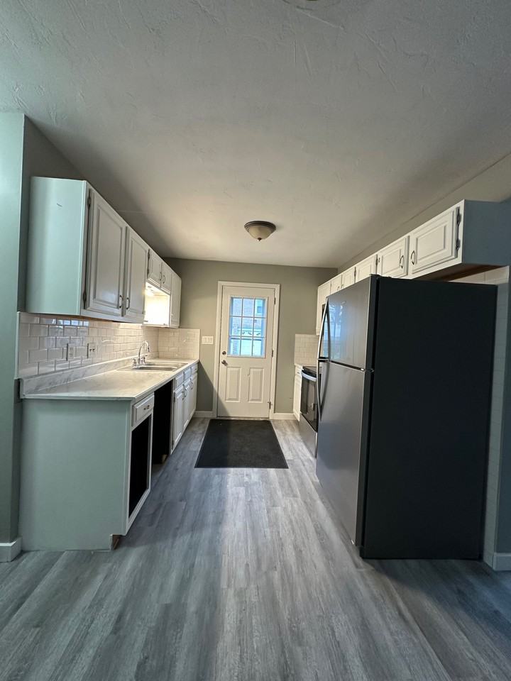 Marlboro St #A - Photo 3 of 19