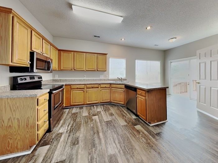 9611 Dalphon Jones Dr - Photo 6 of 18