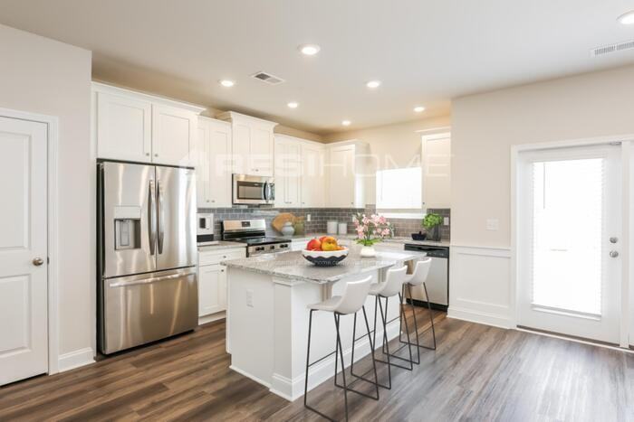 232 Victory Creek Ln - Photo 3 of 17