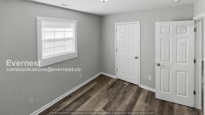 1811 Union St - Photo 7 of 17