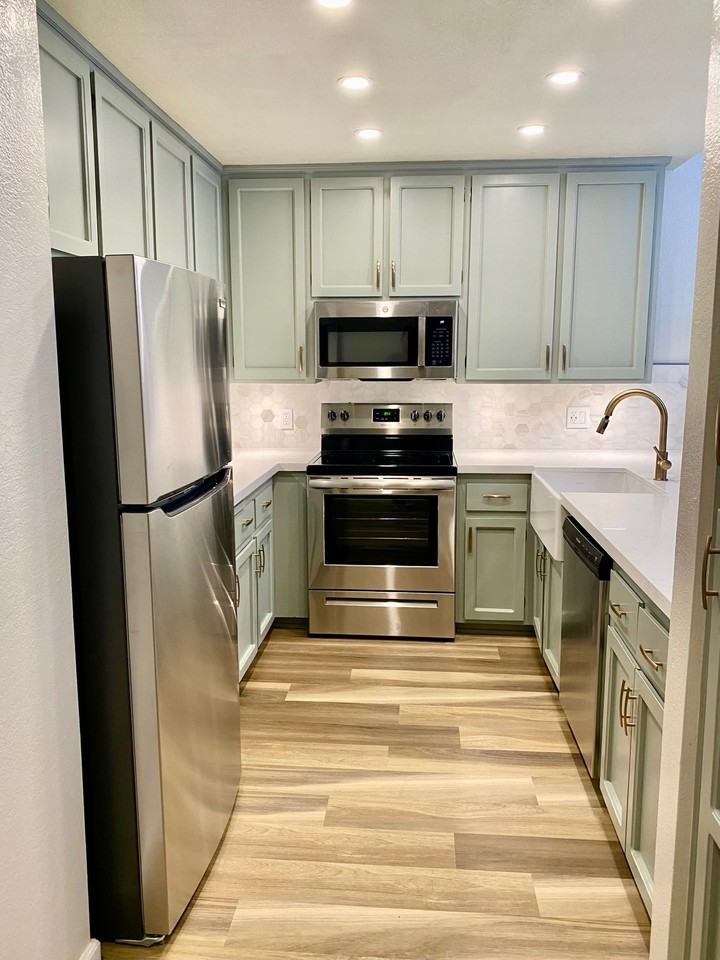 270 Dahlia Ave #1 - Photo 2 of 17