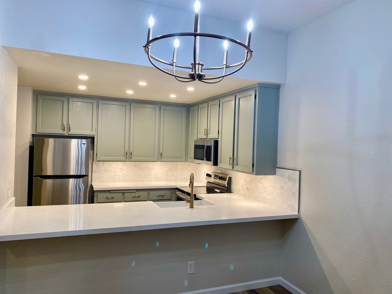 270 Dahlia Ave #1 - Photo 3 of 17