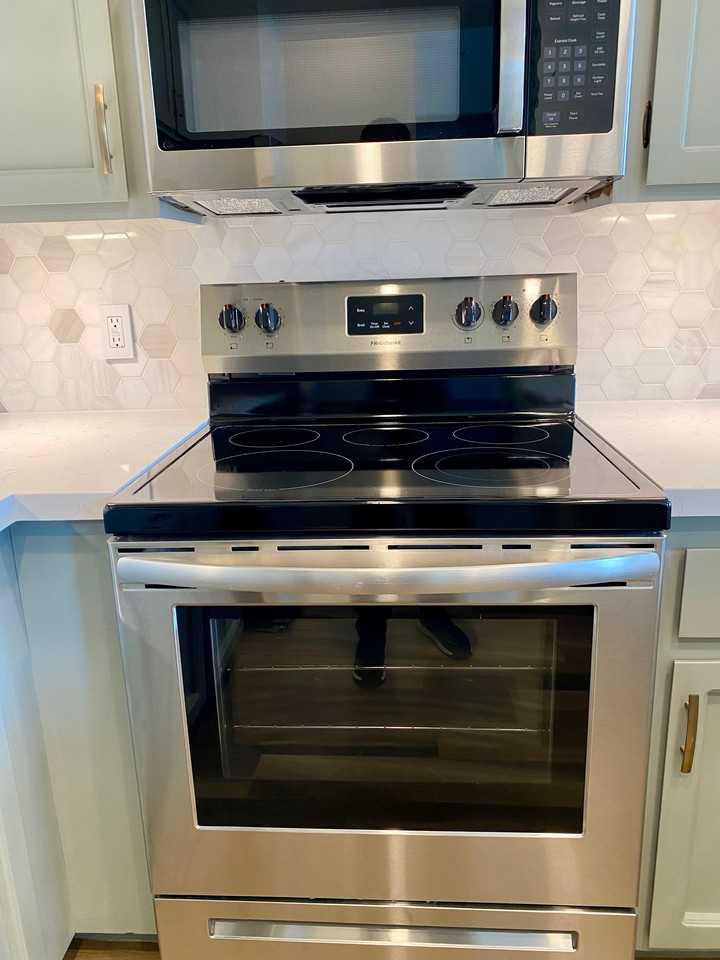 270 Dahlia Ave #1 - Photo 6 of 17