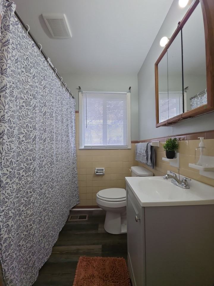 3315 Kavanaugh Dr Nw #1 - Photo 5 of 9