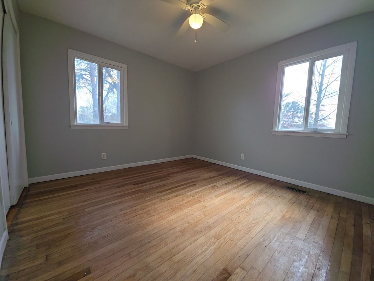 3315 Kavanaugh Dr Nw #1 - Photo 7 of 9