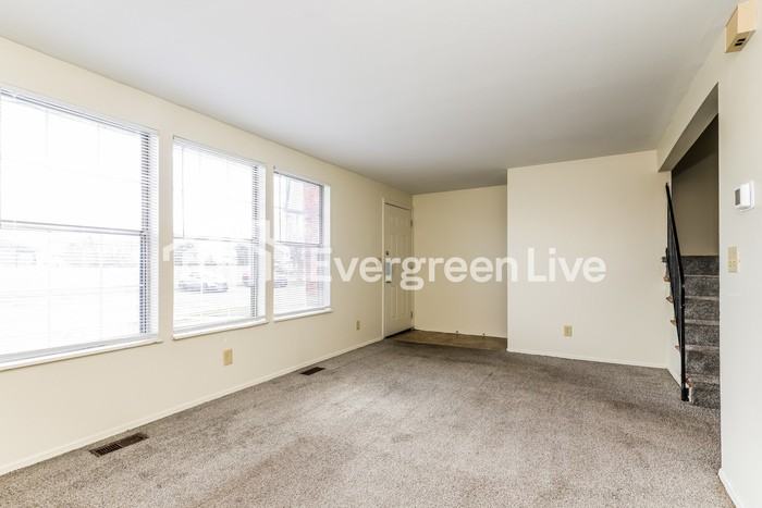 7572 Mount Hood - Photo 4 of 15