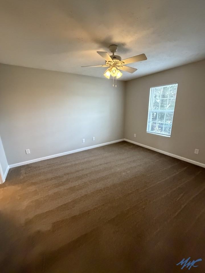 1403 Destiny Dr - Photo 3 of 17