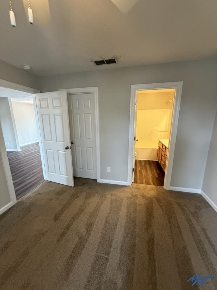 1403 Destiny Dr - Photo 4 of 17