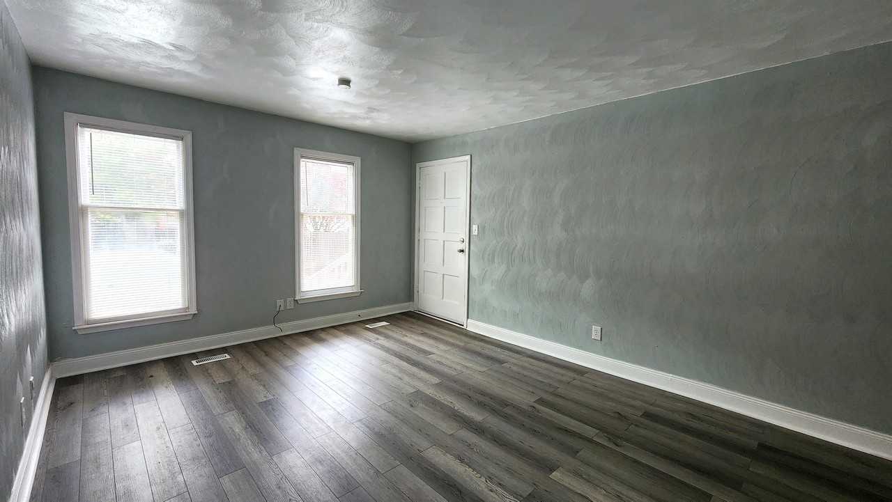 322 Washington St #1