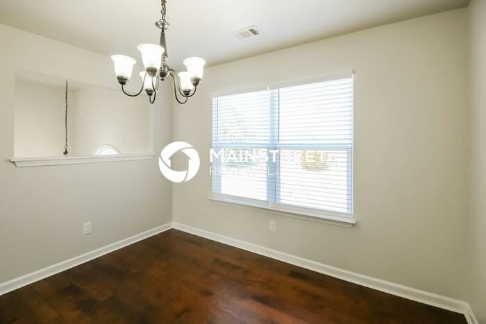 225 Lamar Ln - Photo 7 of 18