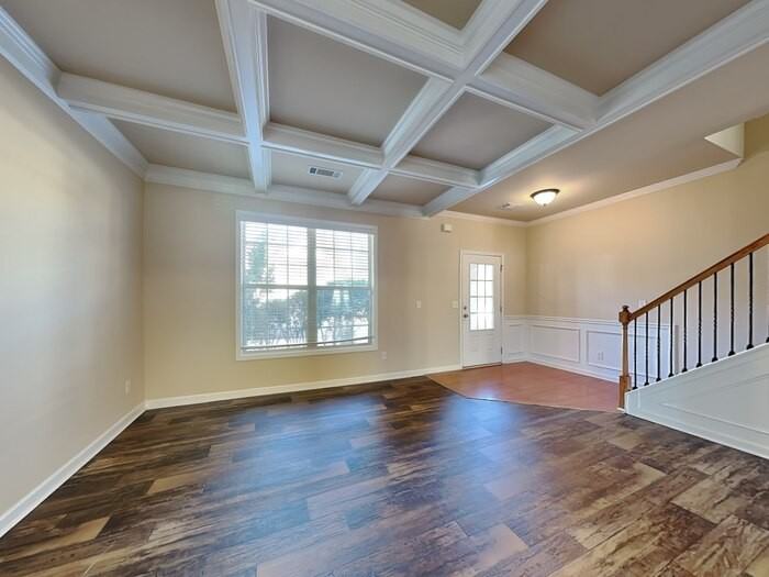 7415 Toccoa Cir - Photo 2 of 25