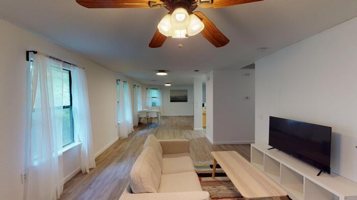 5105 Spruce Cv #A