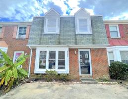 featured image of 5523 Gates Landing Rd