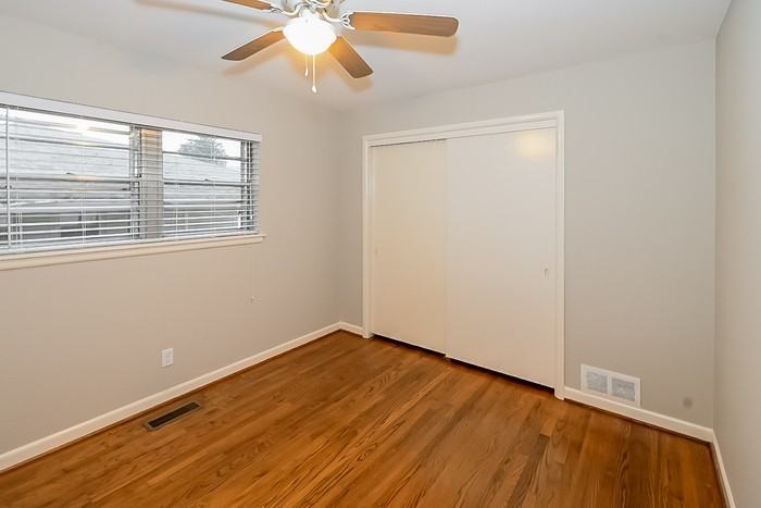 808 Ridgecrest Dr - Photo 6 of 10