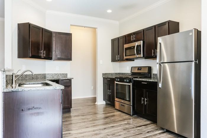 5716 Cypress Ln - Photo 5 of 12