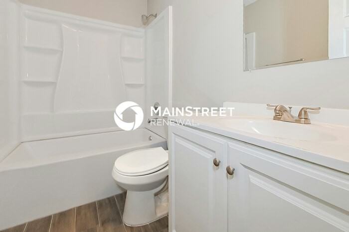 6045 Valleydale Dr - Photo 7 of 10