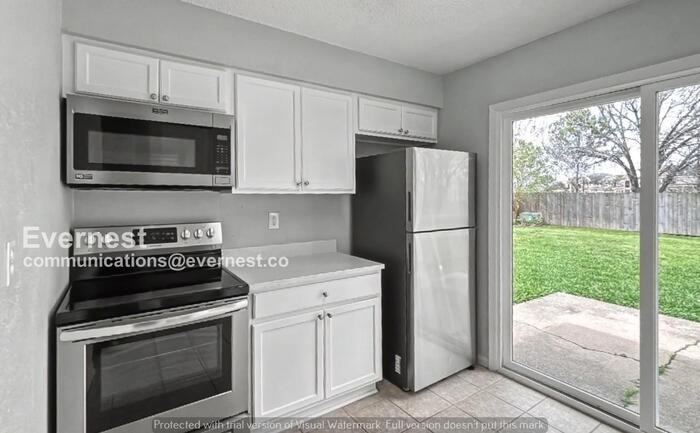 8515 Lazy Brook Ln - Photo 2 of 26