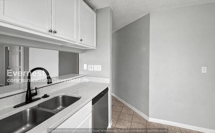 8515 Lazy Brook Ln - Photo 6 of 26