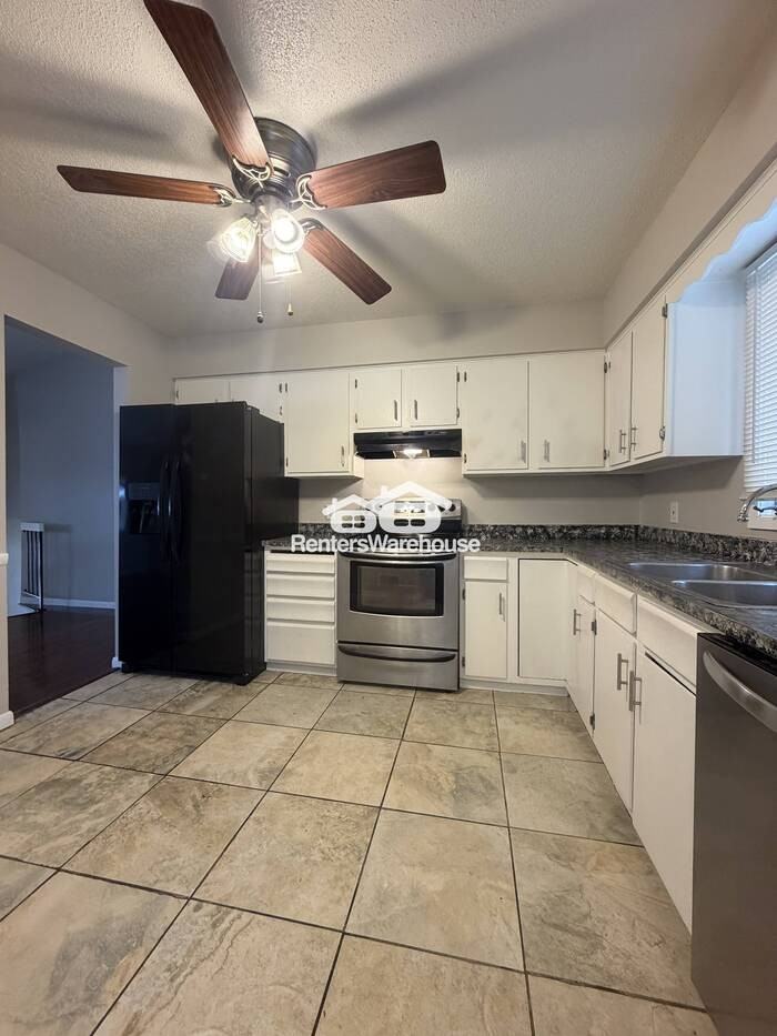 606 14th Ave N - Photo 2 of 15