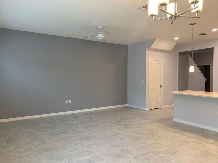 5124 Crown Haven Dr - Photo 7 of 43