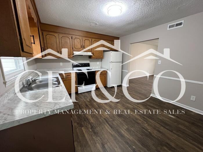 11 Collins Ave - Photo 7 of 12