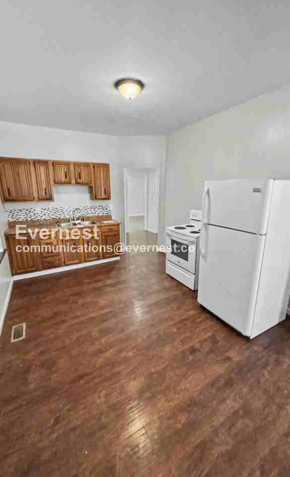 3926 Oregon Ave #1F - Photo 2 of 19