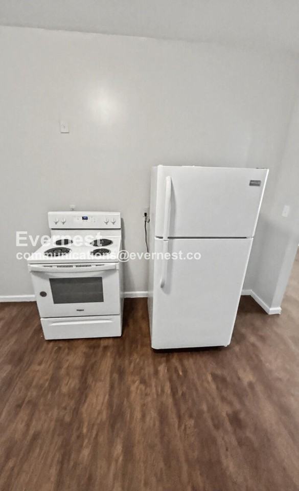 3926 Oregon Ave #1F - Photo 3 of 19