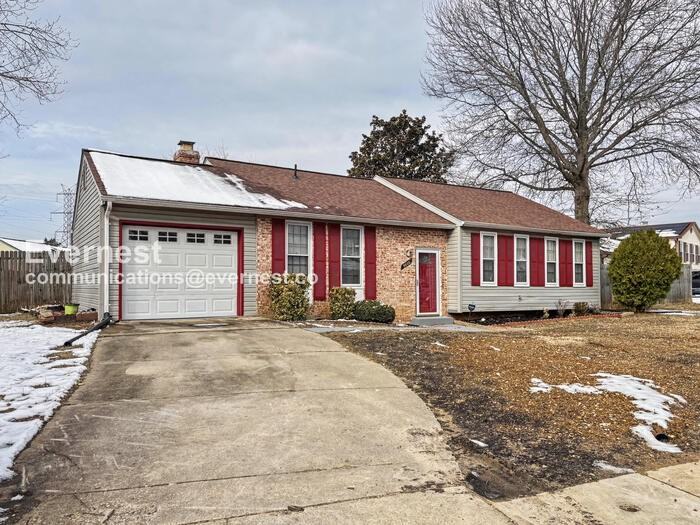 9005 Heatherfield Ct - Photo 2 of 32