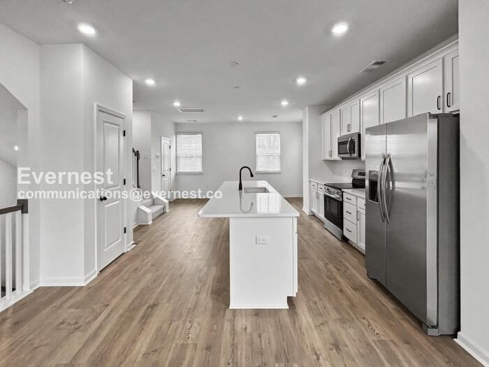 456 Blair Rd - Photo 2 of 31