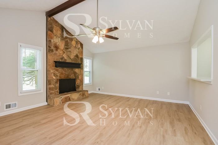 265 Windflower Trce - Photo 4 of 16