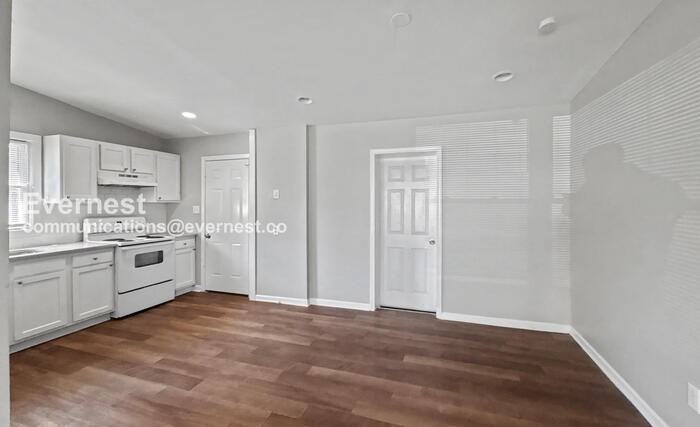 1140 Daniel Dr - Photo 3 of 18