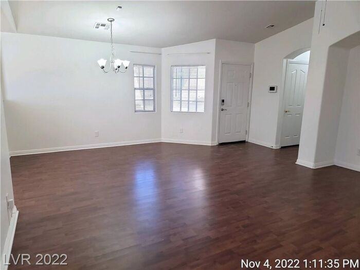 9544 Borough Park St - Photo 4 of 25