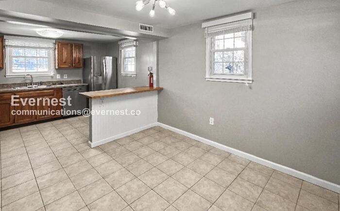 4646 Evansdale Rd - Photo 4 of 25