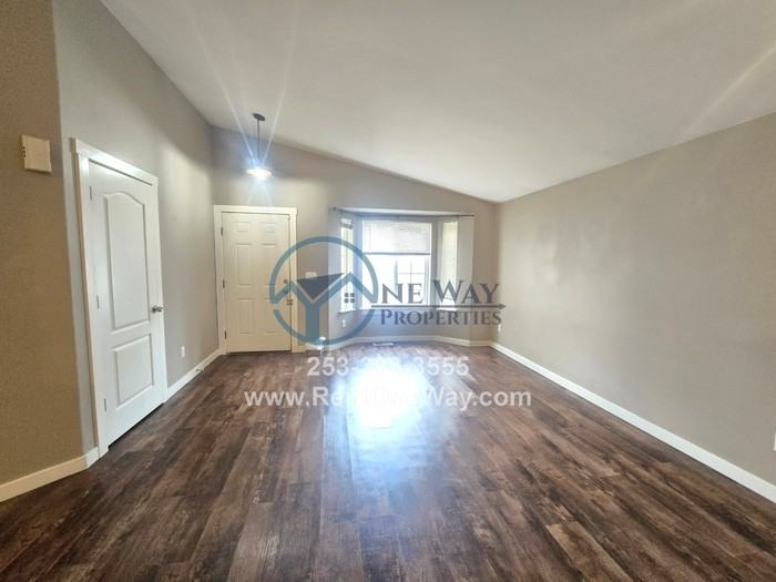 1120 S 90th Street Ct - Photo 4 of 18