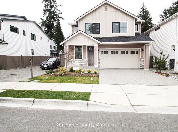 18519 Meridian Ave Se - Photo 2 of 31