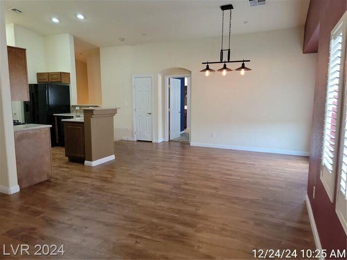 2391 Koho Dr #101 - Photo 3 of 21