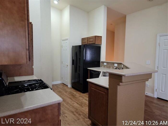 2391 Koho Dr #101 - Photo 4 of 21