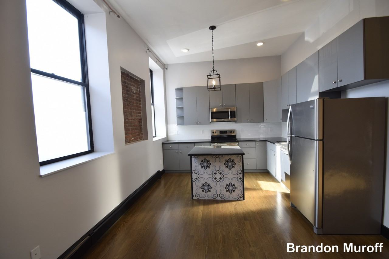 444 Western Ave #2 - Photo 6 of 19