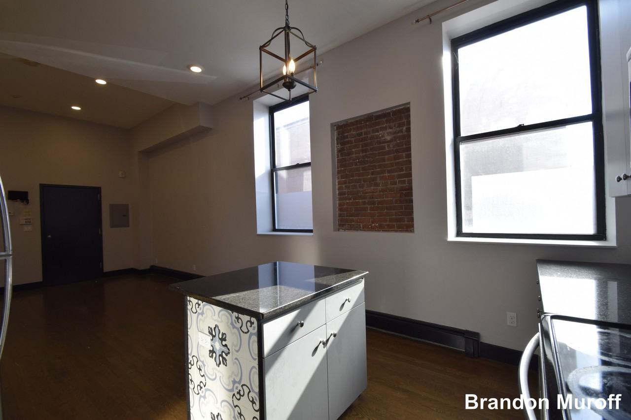 444 Western Ave #2 - Photo 7 of 19