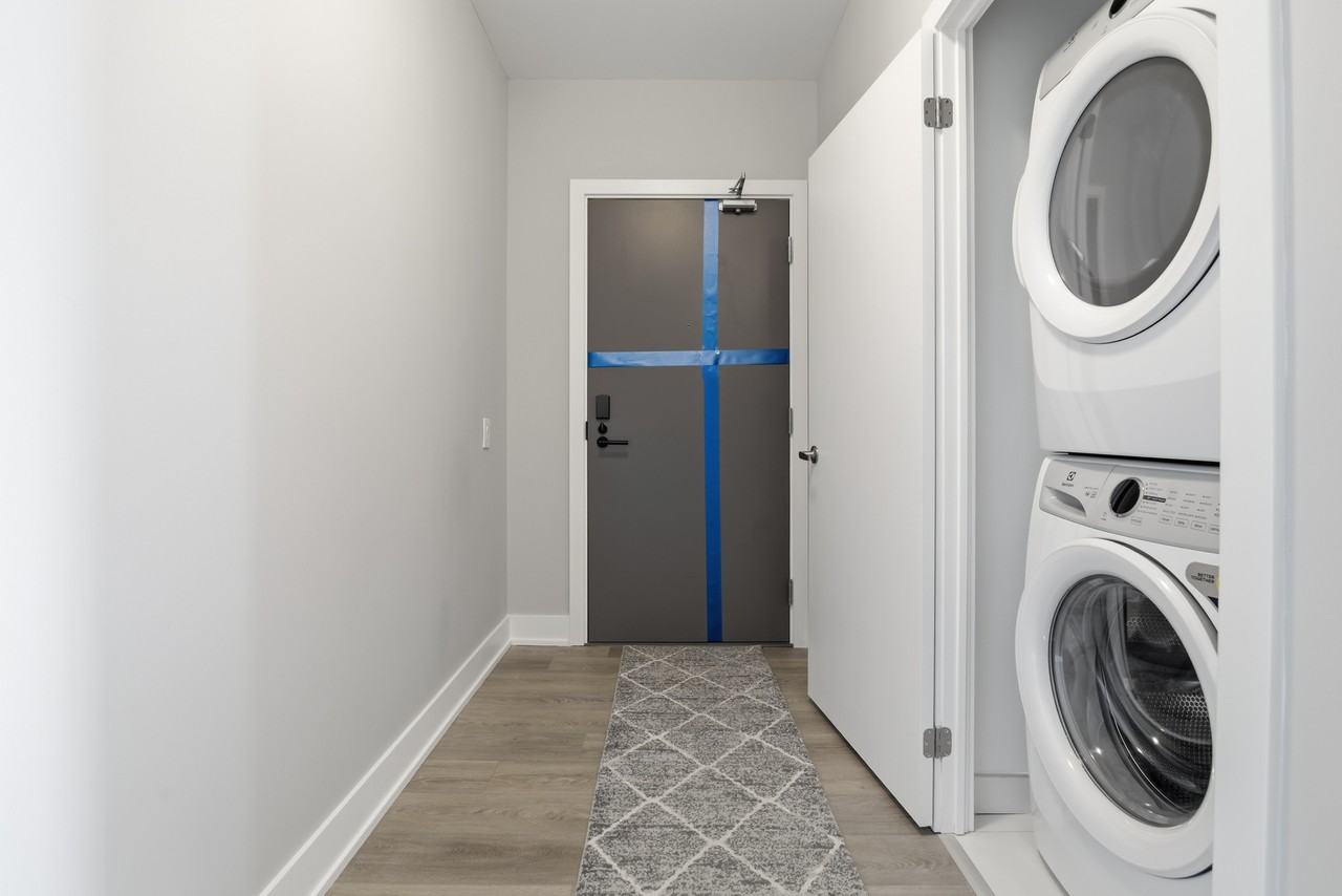 2088 James Street - Photo 5 of 26