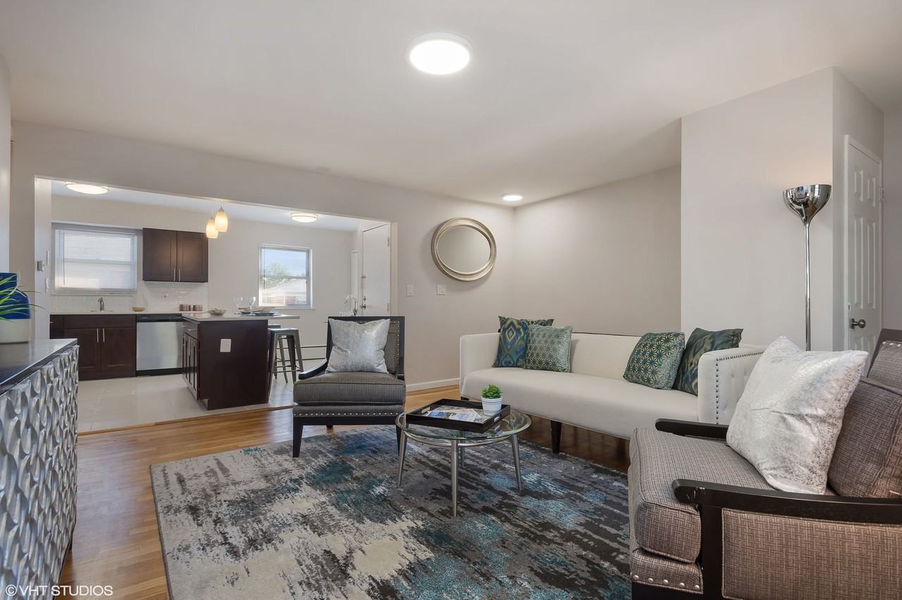 Grandview Gardens - Photo 2 of 50