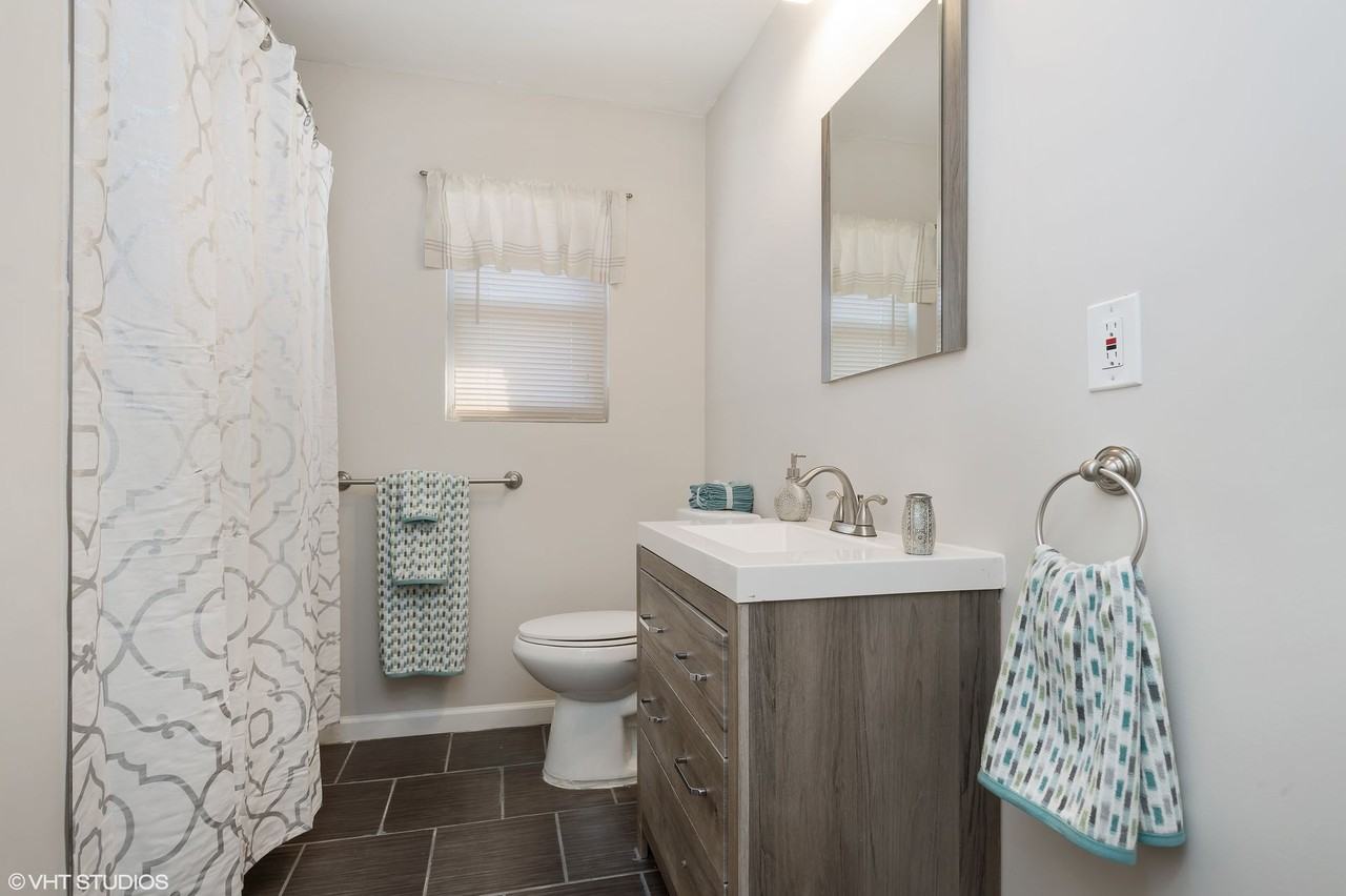 Grandview Gardens - Photo 6 of 50