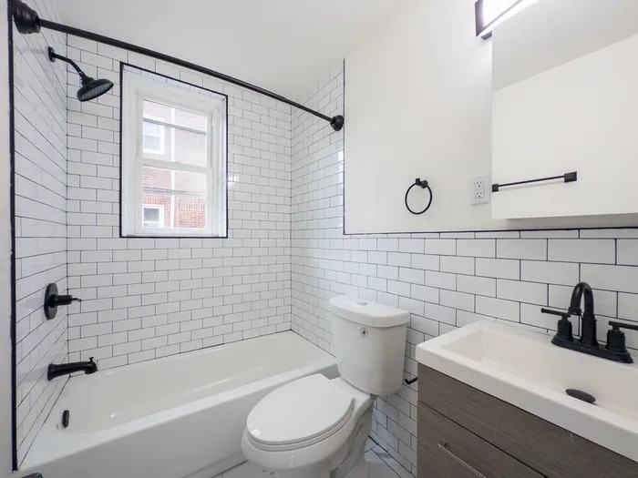 1513 Elmwood AvenueUnit - 5 #1513-5 - Photo 2 of 7