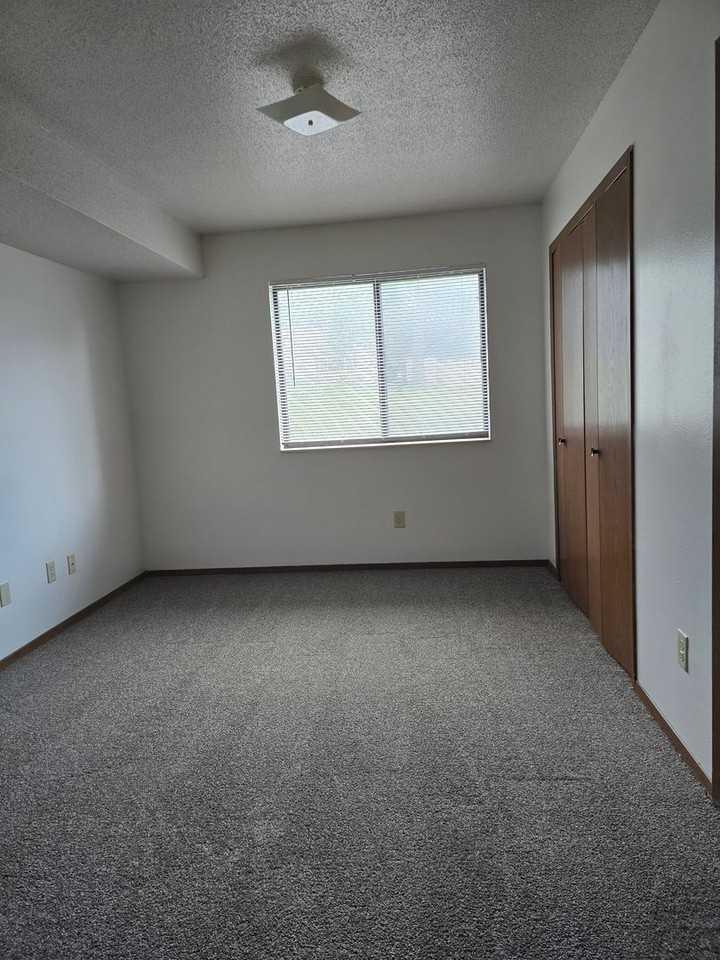 Shadowlawn Estates - Photo 2 of 11