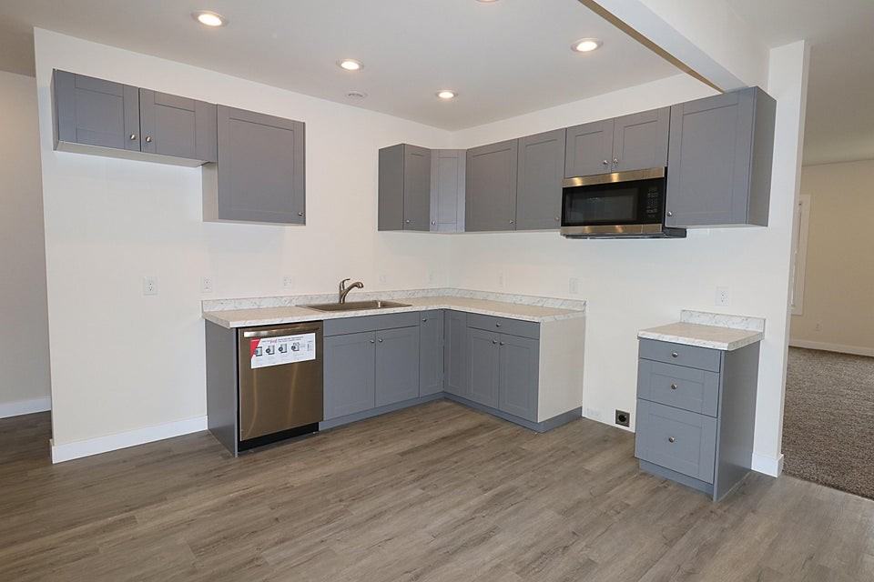 1602 N 8th St #1 - Photo 5 of 18