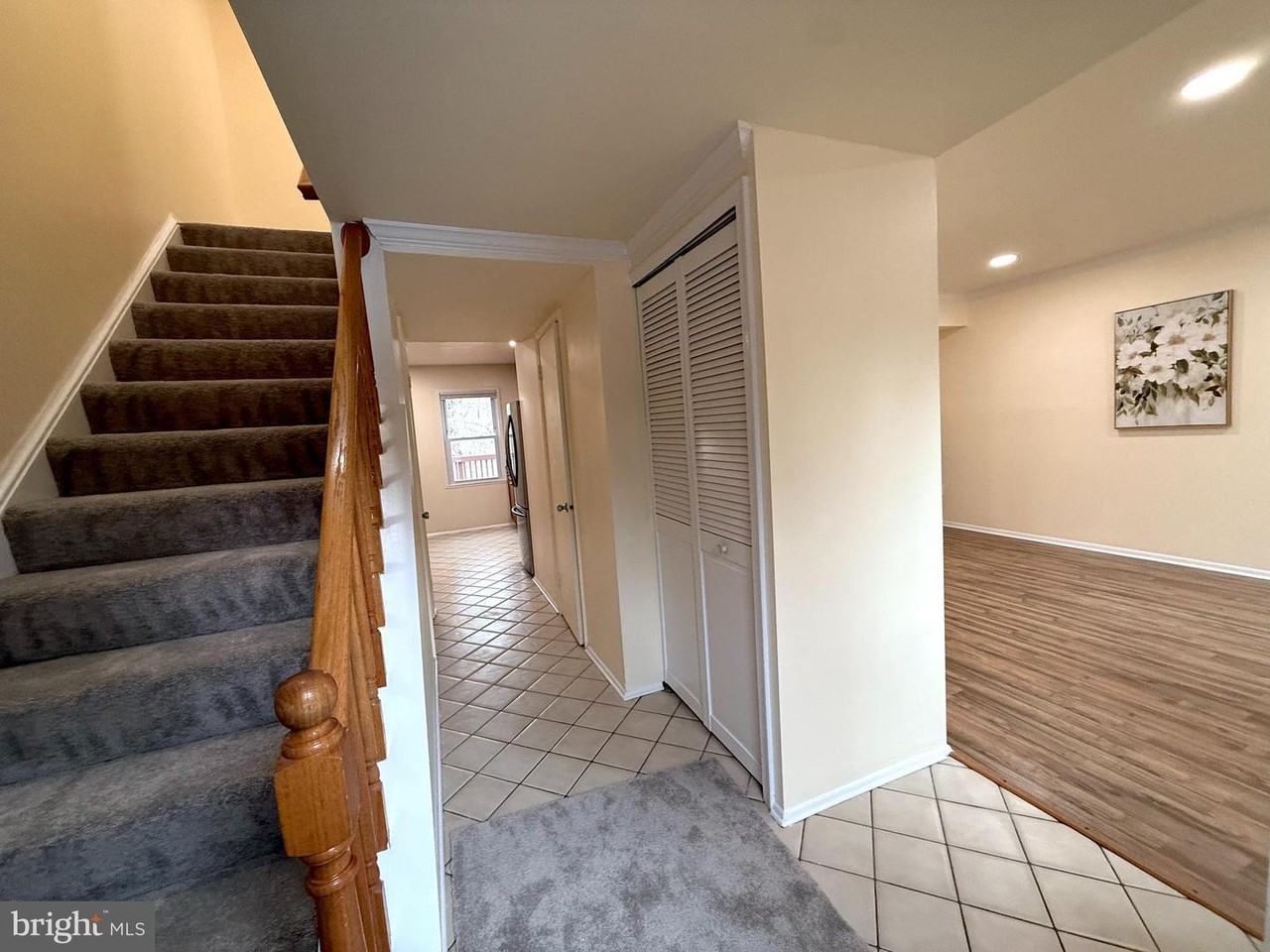 5278 Lonsdale Dr #1 - Photo 3 of 33