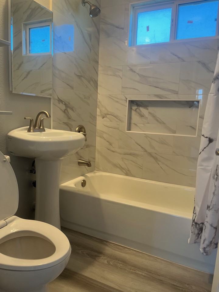 375 Monterey Ave #1 - Photo 4 of 9