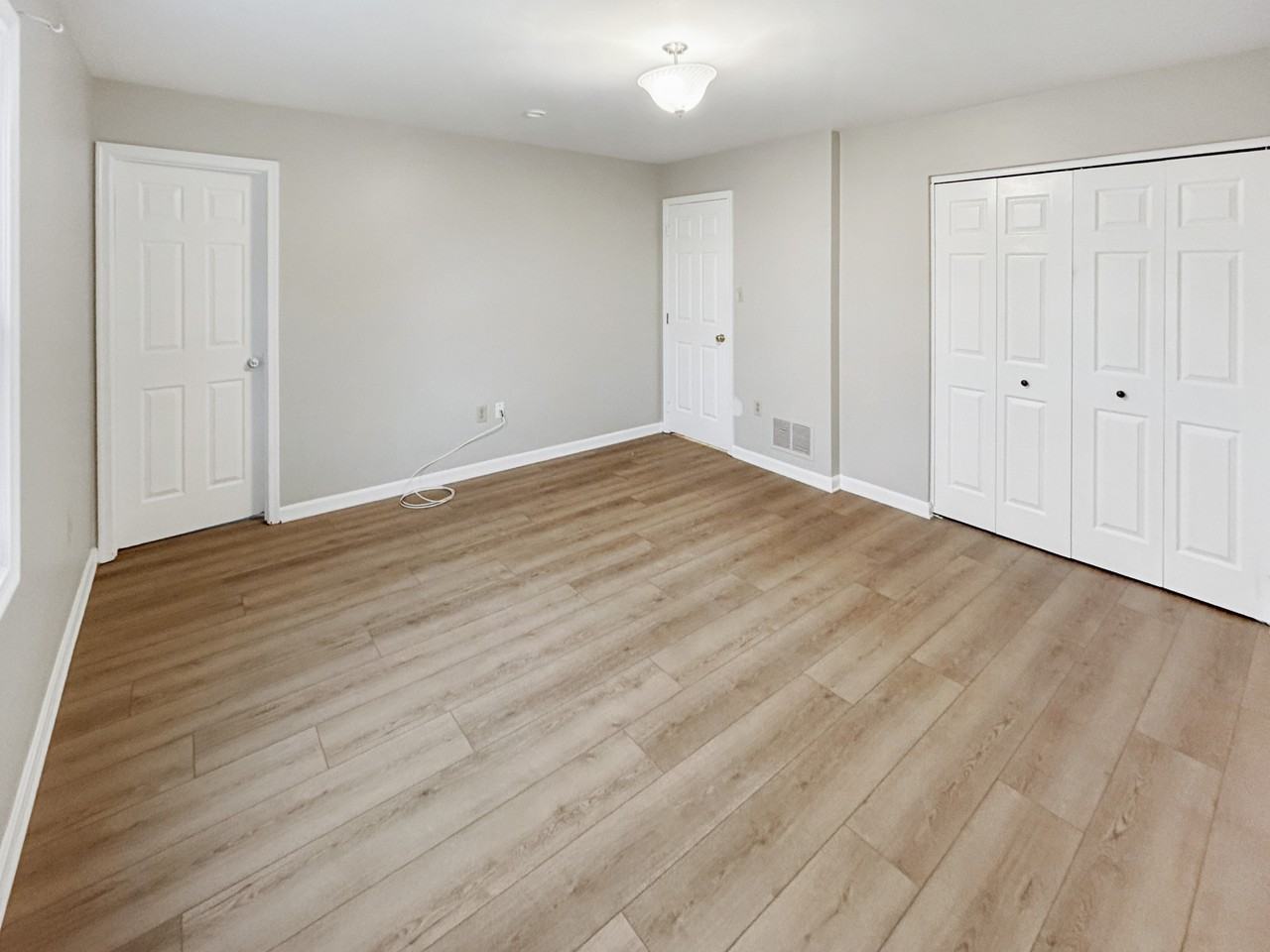 1819 Elizabeth Ct #1 - Photo 4 of 20