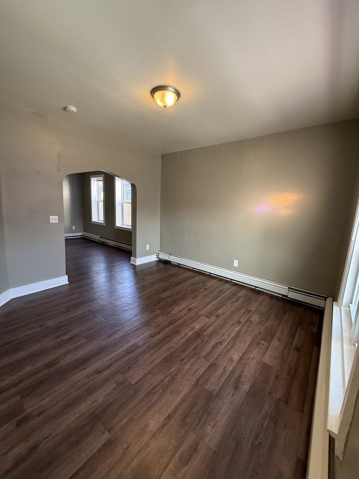 1355 Payne Ave #1 - Photo 7 of 13